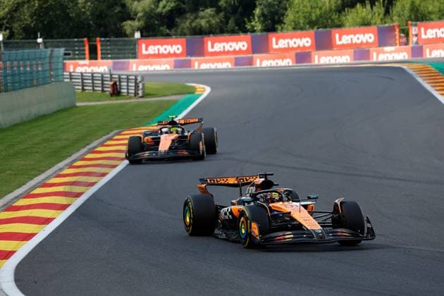 FORMULA 1 MOET CHANDON BELGIAN GRAND PRIX 2025 26 07 2025, Circuit de Spa Francorchamps, Spa Franchorchamps, FORMULA 1 MOET CHANDON BELGIAN GRAND PRIX 2025 , pictured Oscar Piastri AUS , McLaren F1 Team, Lando Norris GBR nordphotoxGmbHx xBratic nph00250