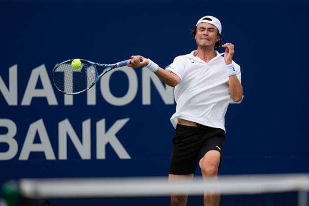 ATP, Tennis Herren Masters 1000 National Bank Open Toronto Presented by Rogers 2025 - Day 1 Taro Daniel of Japan plays a forehand against Dan Martin of Canada during the Men s Singles first round match on day 1 of the ATP Masters 1000 National Bank Open at Sobeys Stadium. on July 26, 2025 in Toronto, Canada. (Photo by Leonardo Ramirez Eyepix Group) Copyright: xLeonardoxRamirez xEyepixxGroupx LR-26072025-4197