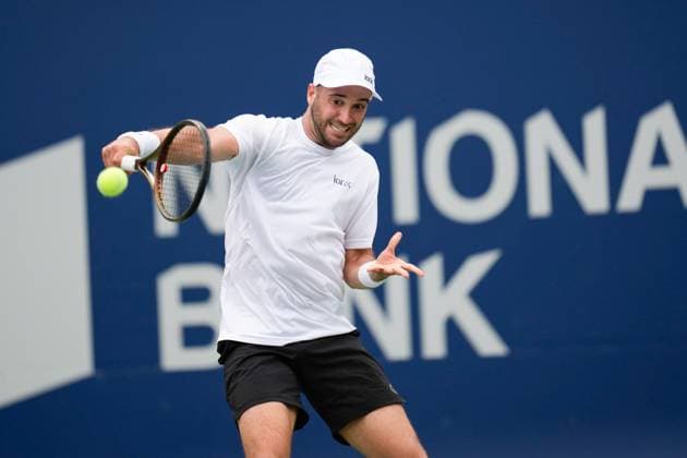 ATP, Tennis Herren Masters 1000 National Bank Open Toronto Presented by Rogers 2025 - Day 1 Dan Martin of Canada plays a backhand against Taro Daniel of Japan during the Men s Singles first round match on day 1 of the ATP Masters 1000 National Bank Open at Sobeys Stadium. on July 26, 2025 in Toronto, Canada. (Photo by Leonardo Ramirez Eyepix Group) Copyright: xLeonardoxRamirez xEyepixxGroupx LR-26072025-4424