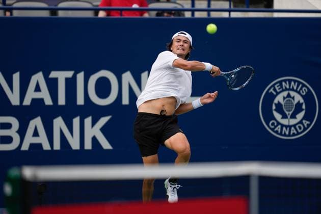 ATP, Tennis Herren Masters 1000 National Bank Open Toronto Presented by Rogers 2025 - Day 1 Taro Daniel of Japan plays a forehand against Dan Martin of Canada during the Men s Singles first round match on day 1 of the ATP Masters 1000 National Bank Open at Sobeys Stadium. on July 26, 2025 in Toronto, Canada. (Photo by Leonardo Ramirez Eyepix Group) Copyright: xLeonardoxRamirez xEyepixxGroupx LR-26072025-4201