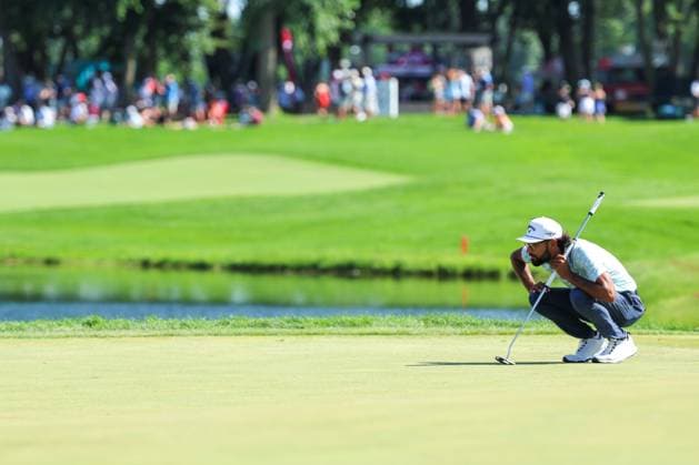 July 26th, 2025: Akshay Bhatia of the United States lines up his putt on the 18th during the third round of the 3M Open 2025 at TPC Twin Cities on July 26th, 2025 in Blaine, Minnesota. -CSM Blaine USA - ZUMAc04_ 20250726_zma_c04_193 Copyright: xStevenxGarciax