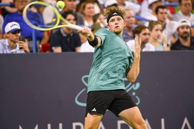 July 26, 2025, Washington, D.C, U.S: ALEJANDRO DAVIDOVICH FOKINA hits a forehand during his semifinal match against Ben Shelton at the Rock Creek Tennis Center. Washington U.S - ZUMAg196 20250726_zap_g196_031 Copyright: xKylexGustafsonx