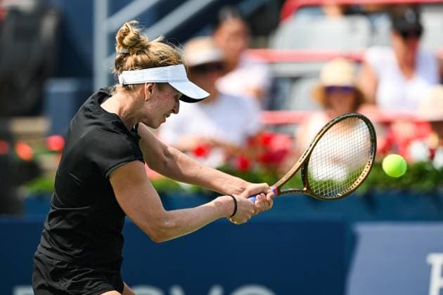 MONTREAL, QC - JULY 26: Katherine Sebov (CAN) returns the ball during a qualifying round match at WTA, Tennis Damen National Bank Open on July 26, 2025 at IGA Stadium in Montreal, QC (Photo by David Kirouac Icon Sportswire) TENNIS: JUL 26 National Bank Open EDITORIAL USE ONLY Icon250726018
