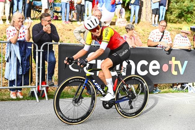 First Stage Of The 2025 Tour De France Women Danish cyclist Amalie Dideriksen (Cofidis Women Team) rides during the first stage of the fourth edition of the women s Tour de France, covering 78.8 km from Vannes to Plumelec, in Vannes, France, on July 26, 2025. Plumelec Bretagne France  Copyright: xRonanxHoussinx originalFilename:houssin-cyclingf250727_npwIP.jpg