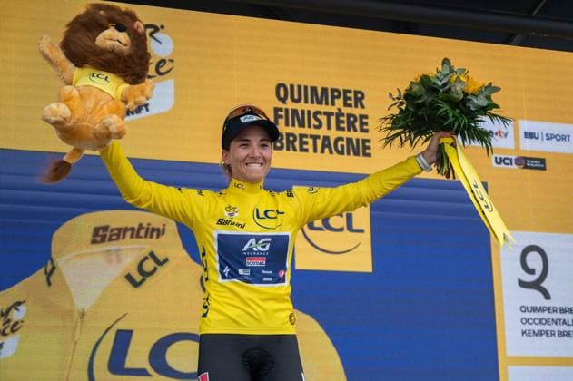 Tour de France Femmes PHOTOPQR OUEST FRANCE Kévin Guyot Ouest-France ; QUIMPER ; 27 07 2025 ; 27 juillet 2025 : Cyclisme. 2e étape du Tour de France Femmes. Départ depuis Brest pour arriver à Quimper ( Finistère Bretagne ). ici : Kim Le Court, nouvelle maillot jaune. PHOTO : KEVIN GUYOT OUEST-FRANCE - 4th edition of the Women’s Tour de France QUIMPER France  Copyright: xPHOTOPQR OUESTxFRANCE MAXPPPxKévinxGuyotx xOuest-Francex 20250727OFR6915 20250727OFR6915
