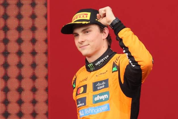 Sport Bilder des Tages McLaren Australian rider Oscar Piastri celebrates on the podium after winning the Grand Prix F1 of Belgium race, in Spa-Francorchamps, Sunday 27 July 2025. The Spa-Francorchamps Formula One Grand Prix takes place this weekend, from July 24th to July 27th. BENOITxDOPPAGNE  x130122759x