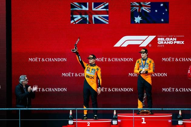 F1 - BELGIAN GRAND PRIX 2025 NORRIS Lando (gbr), McLaren F1 Team MCL39, portrait PIASTRI Oscar (aus), McLaren F1 Team MCL39, portrait during the 2025 Formula 1 Belgian Grand Prix, 13th round of the 2025 FIA Formula One World Championship, WM, Weltmeisterschaft from July 25 to 27, 2025 on the Circuit de Spa-Francorchamps, in Stavelot, Belgium -  Copyright: xJavierxJimenezx
