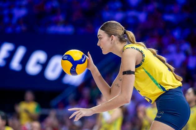 Women s Volleyball Nations League Finals 2025 Marc Bartra during the Woman™s Volleyball Nations League 2025 gold medal match between Italy and Brazil , at Atlas Arena in Lodz, Poland, on July 27, 2025. Lodz Poland  Copyright: xAndrzejxIwanczukx originalFilename:iwanczuk-womensvo250727_np9sp.jpg