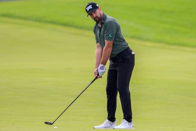 July 27, 2025, Blaine, Minnesota, United States: CRISTOBAL DEL SOLAR lines up a shot at hole six on the fourth and final day of competition at the 2025 PGA, Golf Herren 3M Open at TPC Twin Cities. Blaine United States - ZUMAt166 20250727_zsp_t166_002 Copyright: xMichaelxTurnerx
