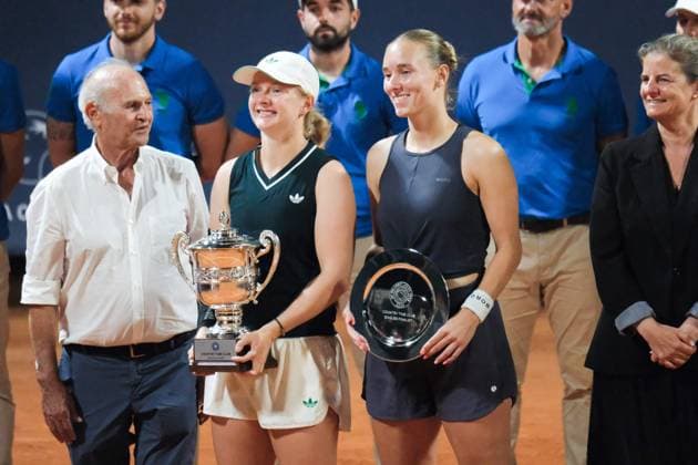 TENNIS - Internazionali di Tennis - 36° Palermo Ladies Open Finalist Award Ceremony, Francesca Jones (1st place) and Annouk Koevermans (2nd place) during the 36th Palermo Ladies Open at Country Time Club during 36Â° Palermo Ladies Open, International Tennis match in Palermo, Italy, July 27 2025 Palermo Italy  Copyright: xIPAxSport ABACAx
