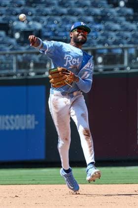 July 27, 2025: Kansas City Royals third baseman Maikel Garcia (11) throws to first for the out on Cleveland Guardians first baseman Carlos Santana (41) during the eighth inning at Kauffman Stadium in Kansas City, MO. CSM Kansas City United States of America - ZUMAc04_ 20250727_zma_c04_180 Copyright: xDavidxSmithx