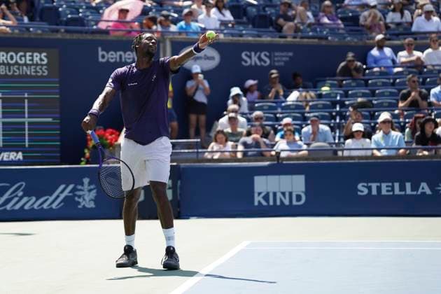 ATP, Tennis Herren Masters 1000 National Bank Open Toronto Presented by Rogers 2025 - Day2 Gael Monfils of France serves to Tomas Barrios Vera of Chile (not pictured) during the Men s Singles first round match on day 2 of the ATP Masters 1000 National Bank Open at Sobeys Stadium. on July 27, 2025 in Toronto, Canada. (Photo by Leonardo Ramirez Eyepix Group) Copyright: xLeonardoxRamirez xEyepixxGroupx LR_27072025_162997