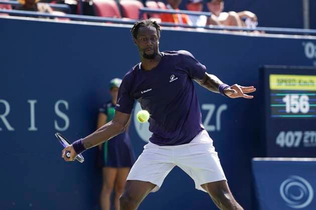 ATP, Tennis Herren Masters 1000 National Bank Open Toronto Presented by Rogers 2025 - Day2 Gael Monfils of France plays a forehand against Tomas Barrios Vera of Chile during the Men s Singles first round match on day 2 of the ATP Masters 1000 National Bank Open at Sobeys Stadium. on July 27, 2025 in Toronto, Canada. (Photo by Leonardo Ramirez Eyepix Group) Copyright: xLeonardoxRamirez xEyepixxGroupx LR_27072025_163001