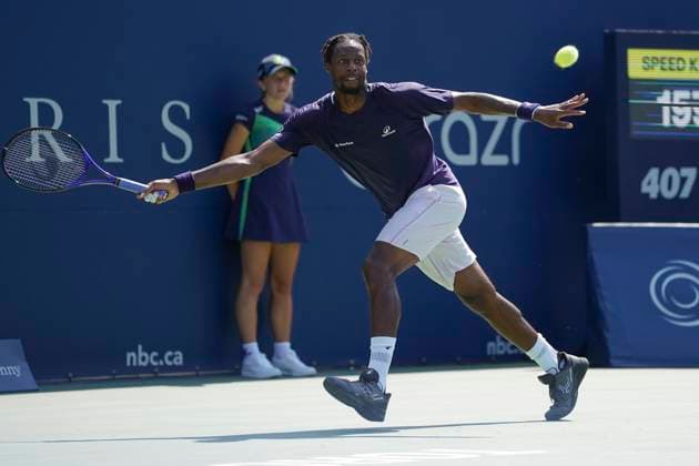 July 27, 2025, Toronto, Ontario, Canada: Gael Monfils of France plays a forehand against Tomas Barrios Vera of Chile during the Men s Singles first round match on day 2 of the ATP, Tennis Herren Masters 1000 National Bank Open at Sobeys Stadium. on July 27, 2025 in Toronto, Canada. Toronto Canada - ZUMAe321 20250727_zsa_e321_155 Copyright: xLeonardoxRamirezx