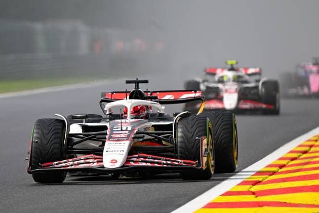 Formula 1 GP Spa Belgium Sunday, 27 07 2025 Esteban Ocon 31, MoneyGram Haas F1 Team and Oliver Bearman 87, MoneyGram Haas F1 Team Formula 1 GP Spa Belgium Sunday, 27 07 2025 Copyright: xBEAUTIFULxSPORTS Erlhofx