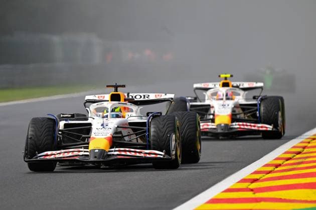 Formula 1 GP Spa Belgium Sunday, 27 07 2025 Isack Hadjar, 6, Visa Cash App RB Formula One Team and Liam Lawson 30, Visa Cash App RB Formula One Team Formula 1 GP Spa Belgium Sunday, 27 07 2025 Copyright: xBEAUTIFULxSPORTS Erlhofx