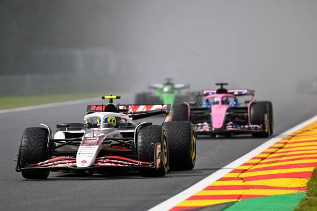 Formula 1 GP Spa Belgium Sunday, 27 07 2025 Oliver Bearman 87, MoneyGram Haas F1 Team and Pierre Gasly 10, BWT Alpine F1 Team Formula 1 GP Spa Belgium Sunday, 27 07 2025 Copyright: xBEAUTIFULxSPORTS Erlhofx