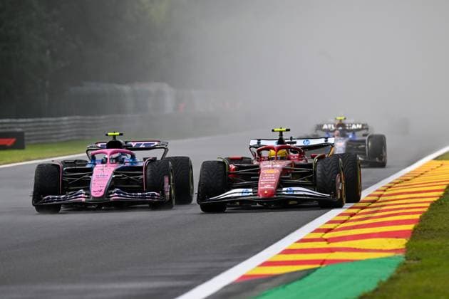 Formula 1 GP Spa Belgium Sunday, 27 07 2025 Franco Colapinto 43, BWT Alpine F1 Team and Lewis Hamilton 44, Scuderia Ferrari Formula 1 GP Spa Belgium Sunday, 27 07 2025 Copyright: xBEAUTIFULxSPORTS Erlhofx