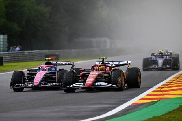Formula 1 GP Spa Belgium Sunday, 27 07 2025 Franco Colapinto 43, BWT Alpine F1 Team and Lewis Hamilton 44, Scuderia Ferrari Formula 1 GP Spa Belgium Sunday, 27 07 2025 Copyright: xBEAUTIFULxSPORTS Erlhofx