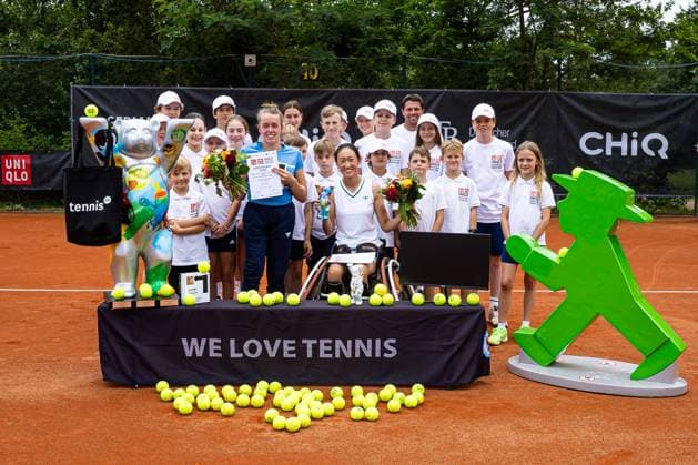 Award ceremonies womens singles Jinte BOS NED 2nd place and Luoyao GUO CHN winner , 35 German Open Beate Loddenkemper Trophy 2025 final day, Berlin, SV Zehlendorfer Wespen, 27 07 2025, Copyright: xClaudioxGärtnerx