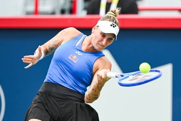MONTREAL, QC - JULY 27: Marketa Vondrousova (CZE) returns the ball during a first round match at WTA, Tennis Damen National Bank Open on July 27, 2025 at IGA Stadium in Montreal, QC (Photo by David Kirouac Icon Sportswire) TENNIS: JUL 27 National Bank Open EDITORIAL USE ONLY Icon250727041