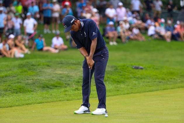 July 27, 2025, Blaine, Minnesota, United States: TAKUMI KANAYA sends a putt towards the hole at hole fourteen on the fourth and final day of competition at the 2025 PGA, Golf Herren 3M Open at TPC Twin Cities. Blaine United States - ZUMAt166 20250727_zsp_t166_071 Copyright: xMichaelxTurnerx