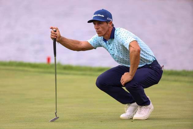 July 27, 2025, Blaine, Minnesota, United States: THORBJORN OLESON surveys the green before his putt at hole fourteen on the fourth and final day of competition at the 2025 PGA, Golf Herren 3M Open at TPC Twin Cities. Blaine United States - ZUMAt166 20250727_zsp_t166_073 Copyright: xMichaelxTurnerx