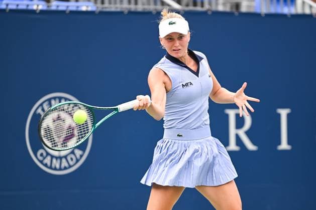 MONTREAL, QC - JULY 27: Polina Kudermetova returns the ball during a first round match at WTA, Tennis Damen National Bank Open on July 27, 2025 at IGA Stadium in Montreal, QC (Photo by David Kirouac Icon Sportswire) TENNIS: JUL 27 National Bank Open EDITORIAL USE ONLY Icon250727014