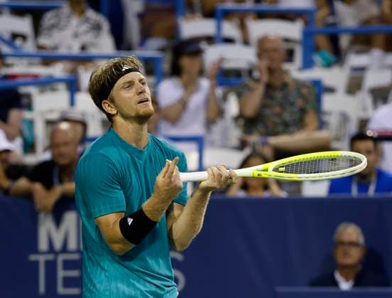 July 27, 2025: Alejandro Davidovich Fokina communicates to his team in the final match during the 2025 Mubadala Citi DC Open tennis tournament being played at Rock Creek Park Tennis Center in Washington, D.C. CSM District Of Columbia United States of America - ZUMAc04_ 20250727_zma_c04_319 Copyright: xJustinxCooperx