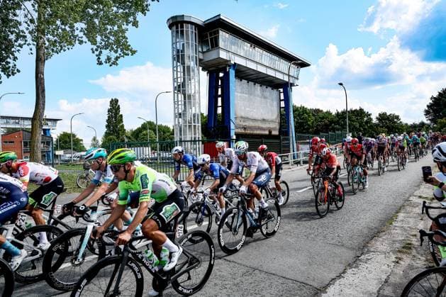 The pack of riders pictured in action during the third stage of the Tour De Wallonie cycling race, from Estinnes to Antoing (165,3km), on Monday 28 July 2025. BRUNOxFAHY  x130191983x