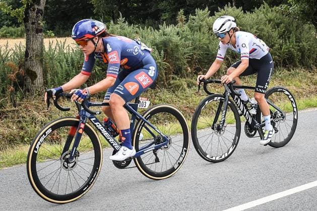 July 28, 2025, Bain-De-Bretagne, France, France: Rachele BARBIERI (Italy) of Team PICNIC POSTNL and Jelena ERIC (Serbia) of MOVISTAR TEAM during the Tour de France 2025 Femmes, Cycling race Stage 3, Le Gacilly to Angers (163,5 Km) on July 28, 2022 in Bain-de-Bretagne, France. Bain-De-Bretagne France - ZUMAm308 20250728_zsp_m308_002 Copyright: xMatthieuxMirvillex