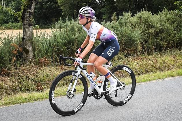 July 28, 2025, Bain-De-Bretagne, France, France: Karlijn SWINKELS (Netherlands) of UAE TEAM ADQ during the Tour de France 2025 Femmes, Cycling race Stage 3, Le Gacilly to Angers (163,5 Km) on July 28, 2022 in Bain-de-Bretagne, France. Bain-De-Bretagne France - ZUMAm308 20250728_zsp_m308_005 Copyright: xMatthieuxMirvillex
