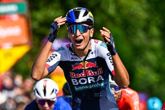 Tour de Wallonie 2025 Stage 3 ANTOING, BELGIUM - JULY 28 : Donati Davide of Red Bull - BORA - Hansgrohe celebrating his victory during stage 3 of the 30th edition of Tour de Wallonie an UCI ProSeries 2.Pro cycling road race stage for Men Elite of 165.3 km with start in Estinnes and finish in Antoing on July 28, 2025 in Antoing, Belgium, 28 07 2025 ( Motordriver Pieter Van Herzele - Antoing Belgium  Copyright: xTomasxSiskx