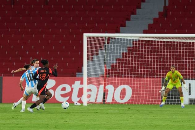 Linda Caicedo of Colombia attacks during the semifinal of Copa America Feminina between Argentina and Colombia at Rodrigo Paz Delgado Stadium on July 28, 2025 in Quito, Ecuador (Photo by Camilla Stolen, Imago) Quito Ecuador Copyright: xCamillaxStolenx L1046438