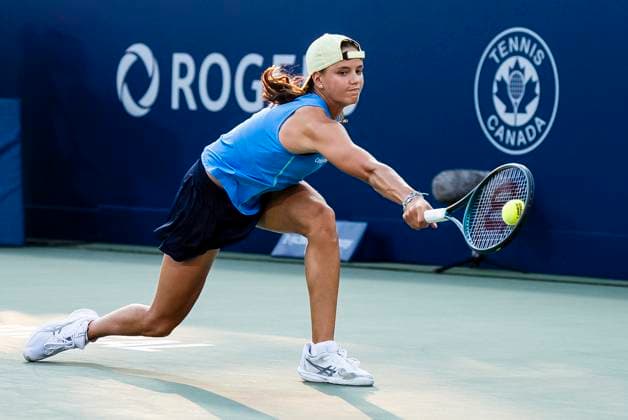 July 28, 2025, Montreal, Pq, CANADA: Emiliana Arango of Colombia returns a shot during her first round match against Eugenie Bouchard of Canada, at the National Bank Open tennis tournament in Montreal on Monday, July 28, 2025. Canada News - July 28, 2025  - ZUMAc35_ 20250728_zaf_c35_163 Copyright: xChristopherxKatsarovx