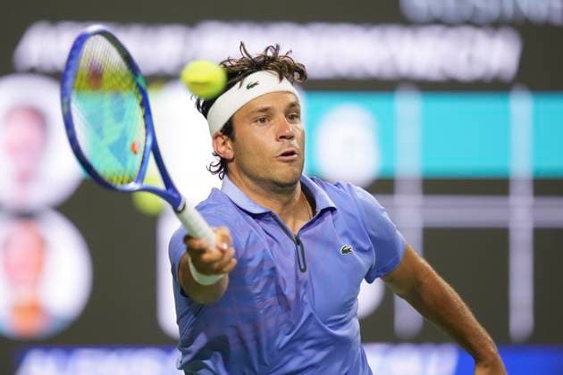 July 28, 2025, Toronto, On, CAN: Canada s Alexis Galarneau hits a return to France s Arthur Rinderknech during first round tennis action at the National Bank Open in Toronto on Monday, July 28, 2025. Alexis Galarneau  - ZUMAc35_ 20250728_zaf_c35_178 Copyright: xChrisxYoungx