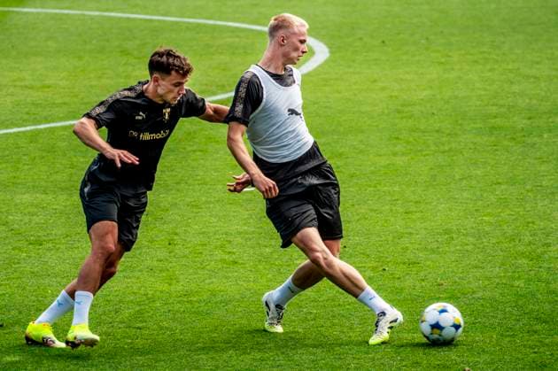 250729 Colin Rösler and Daniel Gudjohnsen during a UEFA Champions League training session with Malmö FF on July 29, 2025 in Malmö Photo Christian Örnberg BILDBYRAN COP 166 CO0595 fotboll football soccer fotball uefa champions league qualifier champions league träning practice training malmö ff bbeng  Copyright: CHRISTIANxÖRNBERG BB250729CO040