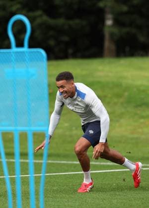 Rangers captain James Tavernier training ahead of tomorrow s Champions League second leg qualifying match against Panathinaikos. Rangers Training - The Rangers Training Centre, Glasgow, Lanarkshire, Scotland, UK - 29 Jul 2025Glasgow The Rangers Training Centre Lanarkshire United Kingdom  Copyright: xO Rourke RangersxFC Shutterstockx 15419009ae
