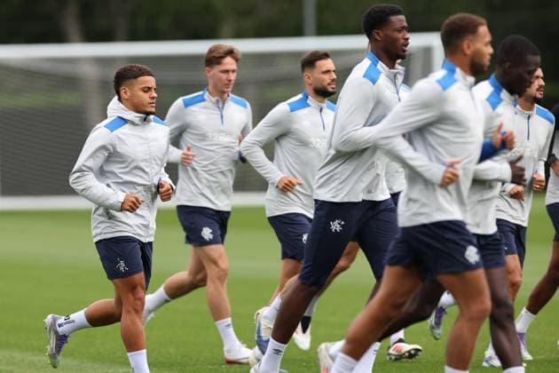 Max Aarons and his team mates training ahead of tomorrow s Champions League second leg qualifying match against Panathinaikos. Rangers Training - The Rangers Training Centre, Glasgow, Lanarkshire, Scotland, UK - 29 Jul 2025Glasgow The Rangers Training Centre Lanarkshire United Kingdom  Copyright: xO Rourke RangersxFC Shutterstockx 15419009ao