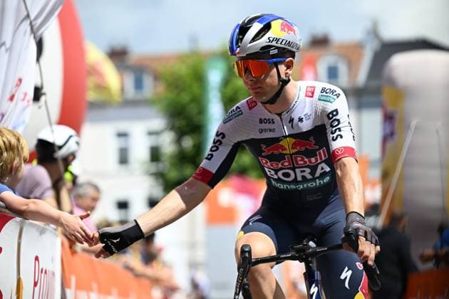 Tour de Wallonie 2025 Stage 4 SERAING, BELGIUM - JULY 29 : Pringle Nate of Red Bull - BORA - Hansgrohe before the start of the race during stage 4 of the 30th edition of Tour de Wallonie an UCI ProSeries 2.Pro cycling road race stage for Men Elite of 163.3 km with start in Welkenraedt and finish in Seraing on July 29, 2025 in Seraing, Belgium, 29 07 2025 ( Motordriver Louis Bidlot - Seraing Belgium  Copyright: xTomasxSiskx