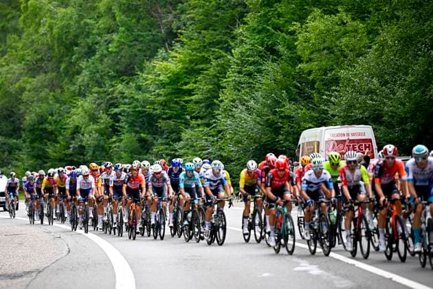 Tour de Wallonie 2025 Stage 4 SERAING, BELGIUM - JULY 29 : Illustration picture of the peloton in action during stage 4 of the 30th edition of Tour de Wallonie an UCI ProSeries 2.Pro cycling road race stage for Men Elite of 163.3 km with start in Welkenraedt and finish in Seraing on July 29, 2025 in Seraing, Belgium, 29 07 2025 ( Motordriver Louis Bidlot - Seraing Belgium  Copyright: xTomasxSiskx