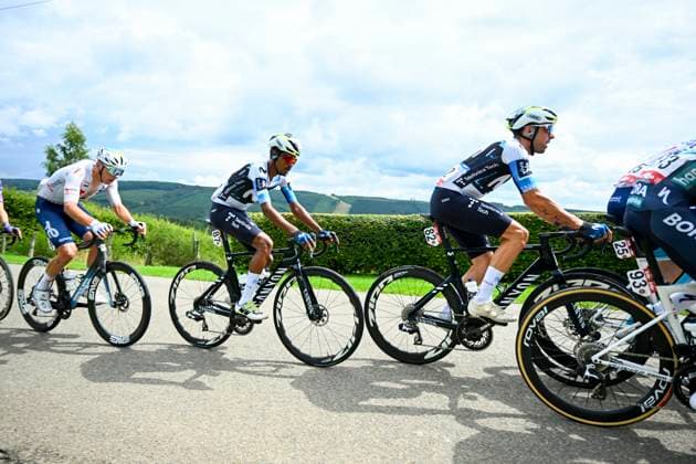 Tour de Wallonie 2025 Stage 4 SERAING, BELGIUM - JULY 29 : Cimolai Davide of Movistar Team, Tesfatsion Natnael of Movistar Team in action during stage 4 of the 30th edition of Tour de Wallonie an UCI ProSeries 2.Pro cycling road race stage for Men Elite of 163.3 km with start in Welkenraedt and finish in Seraing on July 29, 2025 in Seraing, Belgium, 29 07 2025 ( Motordriver Louis Bidlot - Seraing Belgium  Copyright: xTomasxSiskx