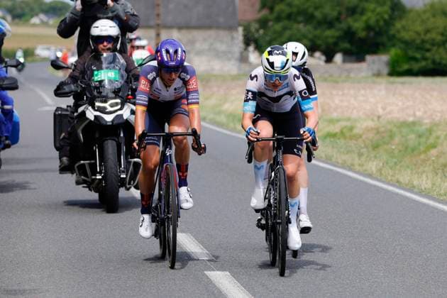 Tour de France Femmes 2025 - stage 4 Tour de France Femmes 2025 - 4th Edition - 4th stage Saumur - Poitiers 130,7 Km - 29 07 2025 - Ana Vitoria Magalhaes (BRA - Movistar Team) - Franziska Koch (GER - Team Picnic PostNL) - photo Massimo Fulgenzi SprintCyclingAgency 2025 Poitiers France  Copyright: xMassimoxFulgenzix xSprintcyclingagencyx