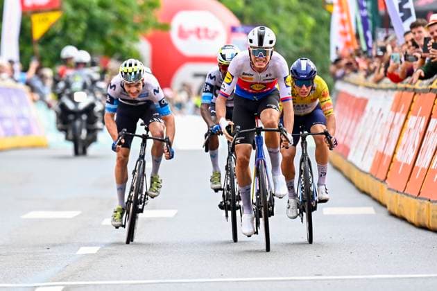 Tour de Wallonie 2025 Stage 4 SERAING, BELGIUM - JULY 29 : Strong Corbin (USA) of Israel - Premier Tech, Vacek Mathias (CZE) of Lidl - Trek in the final sprint during stage 4 of the 30th edition of Tour de Wallonie an UCI ProSeries 2.Pro cycling road race stage for Men Elite of 163.3 km with start in Welkenraedt and finish in Seraing on July 29, 2025 in Seraing, Belgium, 29 07 2025 ( Motordriver Louis Bidlot - Seraing Belgium  Copyright: xTomasxSiskx