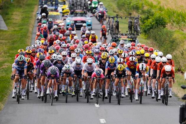Tour de France Femmes 2025 - stage 4 Tour de France Femmes 2025 - 4th Edition - 4th stage Saumur - Poitiers 130,7 Km - 29 07 2025 - Peloton - Scenery - photo Massimo Fulgenzi SprintCyclingAgency 2025 Poitiers France  Copyright: xMassimoxFulgenzix xSprintcyclingagencyx