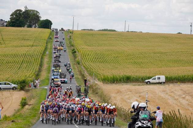 Tour de France Femmes 2025 - stage 4 Tour de France Femmes 2025 - 4th Edition - 4th stage Saumur - Poitiers 130,7 Km - 29 07 2025 - Peloton - Scenery - photo Massimo Fulgenzi SprintCyclingAgency 2025 Poitiers France  Copyright: xMassimoxFulgenzix xSprintcyclingagencyx
