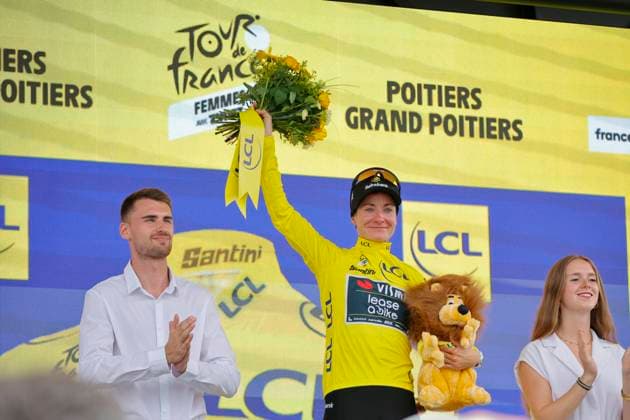 Tour de France Femmes 2025 - stage 4 Tour de France Femmes 2025 - 4th Edition - 4th stage Saumur - Poitiers 130,7 Km - 29 07 2025 - Marianne Vos (NED - Team Visma - Lease a Bike) - photo Rafa Gomez SprintCyclingAgency 2025 Poitiers France  Copyright: xRafaxGomezx xSprintcyclingagencyx