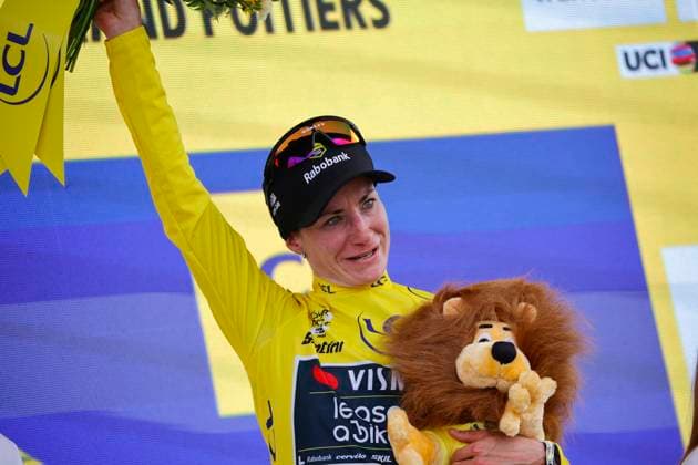 Tour de France Femmes 2025 - stage 4 Tour de France Femmes 2025 - 4th Edition - 4th stage Saumur - Poitiers 130,7 Km - 29 07 2025 - Marianne Vos (NED - Team Visma - Lease a Bike) - photo Rafa Gomez SprintCyclingAgency 2025 Poitiers France  Copyright: xRafaxGomezx xSprintcyclingagencyx