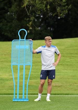 Connor Barron training ahead of tomorrow s Champions League second leg qualifying match against Panathinaikos. Rangers Training - The Rangers Training Centre, Glasgow, Lanarkshire, Scotland, UK - 29 Jul 2025Glasgow The Rangers Training Centre Lanarkshire United Kingdom  Copyright: xO Rourke RangersxFC Shutterstockx 15419009bv