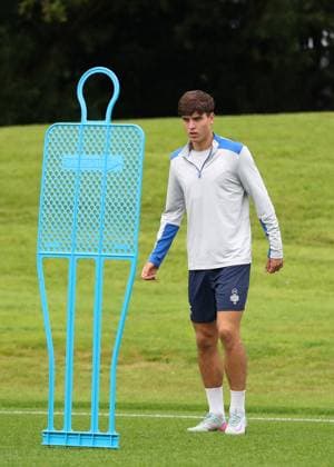 Zander Hutton training ahead of tomorrow s Champions League second leg qualifying match against Panathinaikos. Rangers Training - The Rangers Training Centre, Glasgow, Lanarkshire, Scotland, UK - 29 Jul 2025Glasgow The Rangers Training Centre Lanarkshire United Kingdom  Copyright: xO Rourke RangersxFC Shutterstockx 15419009by